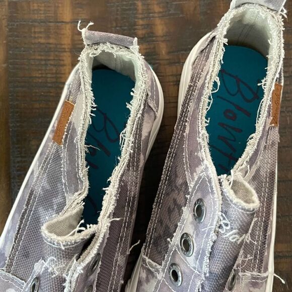 Blowfish Gray Watercolor Play Slip-Ons 8.5 - Picture 6 of 9